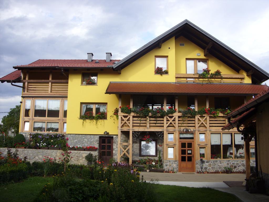 Tourist Farm Ob Izviru Krupe Agroturismo